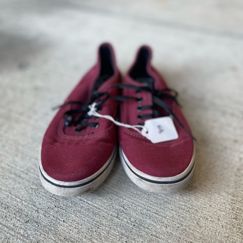 Vans Classic Lace Up Maroon Black Lace Canvas Sneakers - Picture 2 of 7